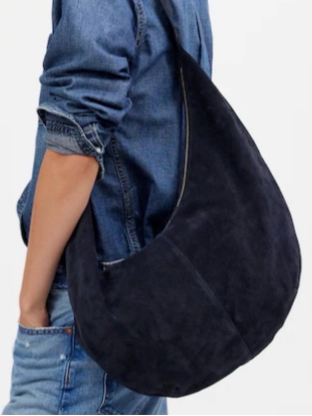 Madewell Essential Suede Hobo Shoulder Bag in Navy